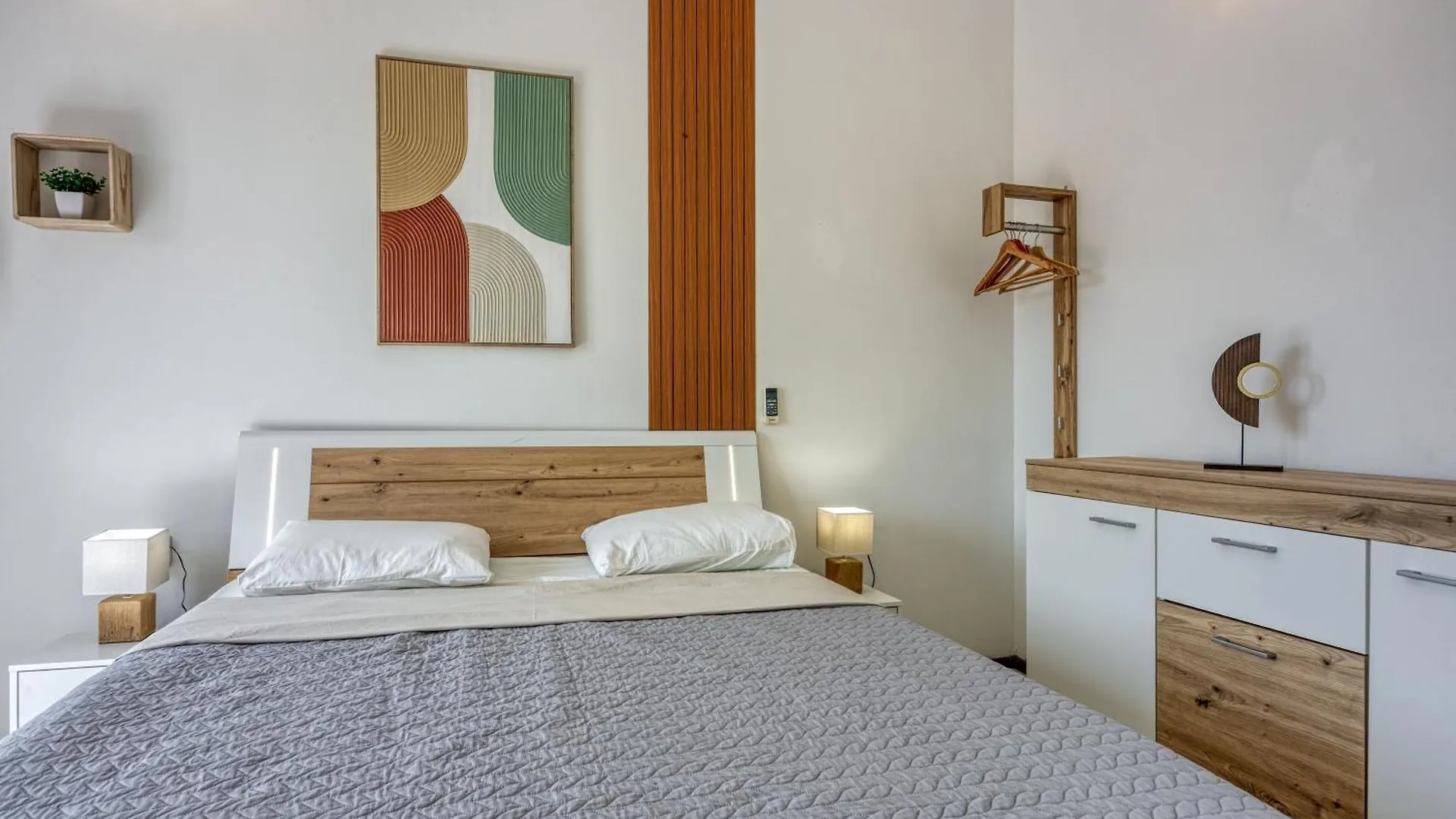 Villa -15 Min Beach - Private Pool - Air Con - Bbq - Villa Kontesici 13 Marasi